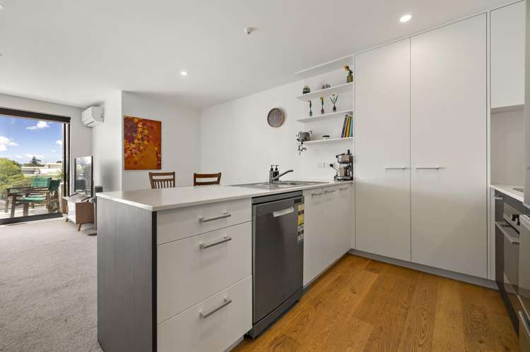 91/8 Thompson Park Rd Mount Wellington_10