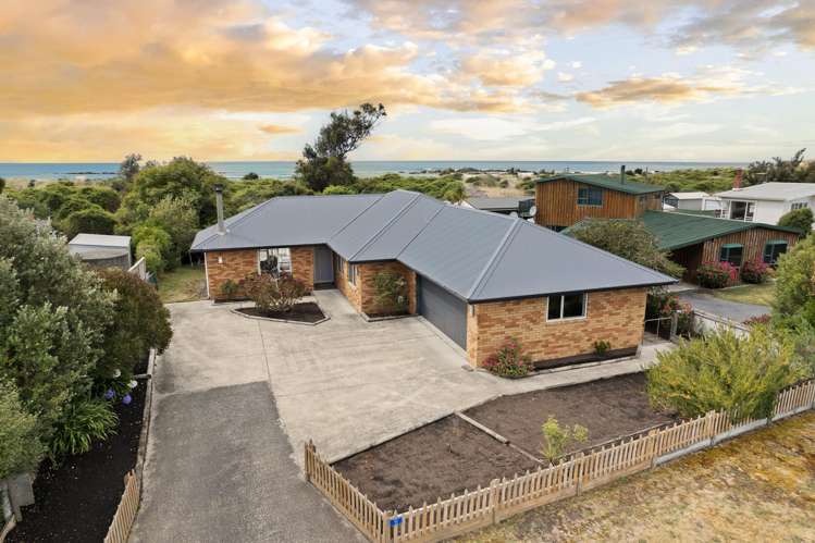 11 Palmer Place Taieri Mouth_22