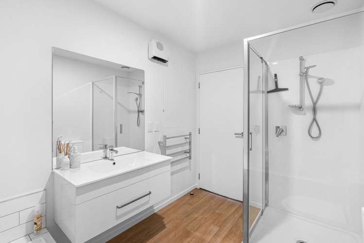 15 & 17 Rolleston Drive Rolleston_9