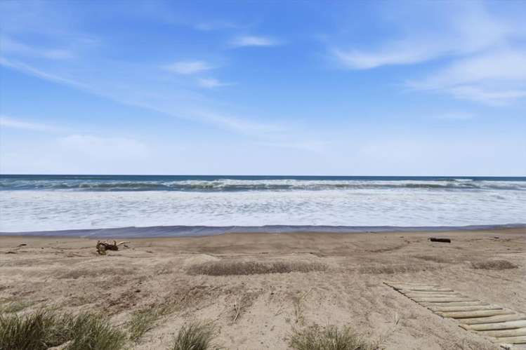 211 Pukehina Parade Pukehina Beach_31