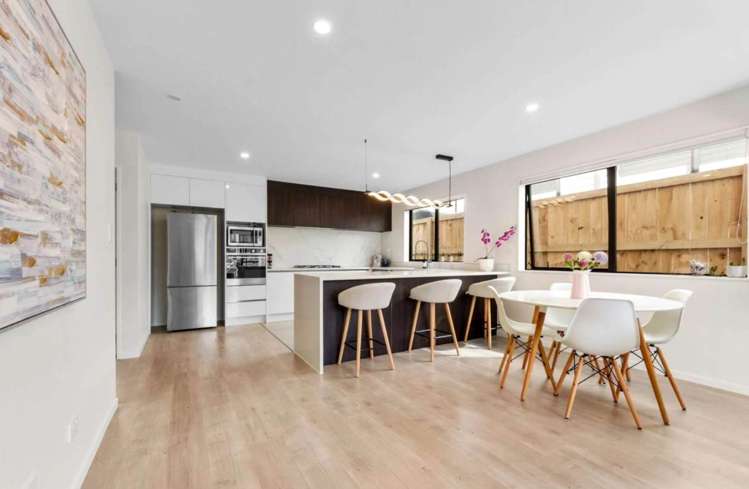 2C Grandison Crescent New Lynn_3