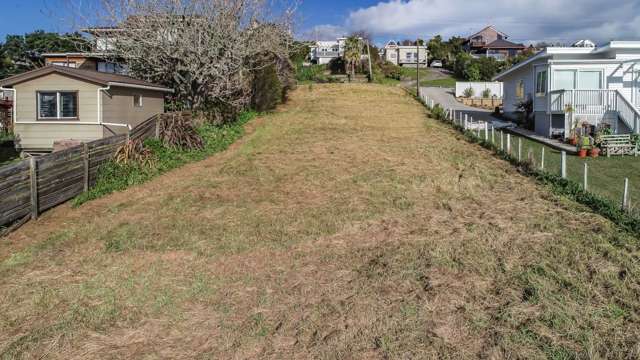 42 Surf Road Stanmore Bay_3