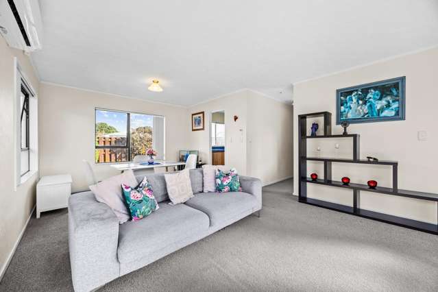 2/6 Dillimore Avenue Pakuranga_4