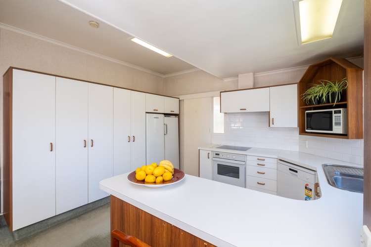 809 Tawa Place Mahora_5