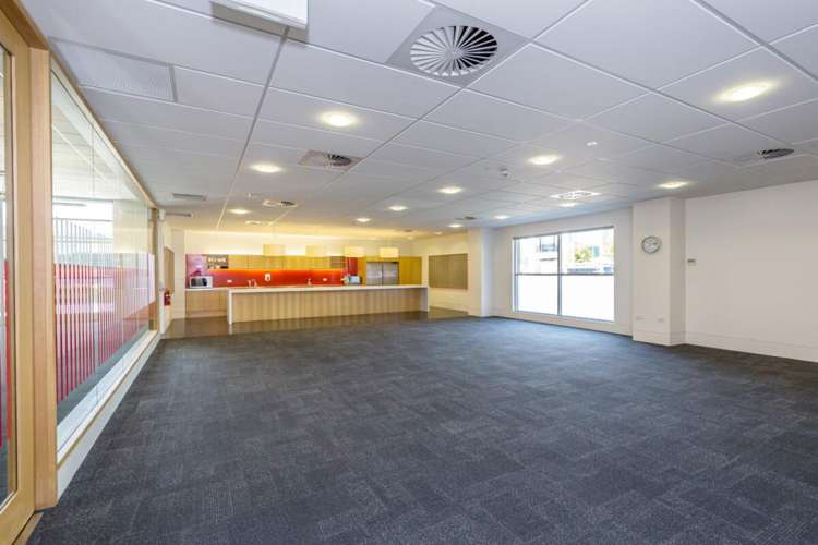 Unit C, 92 Russley Road Russley_10