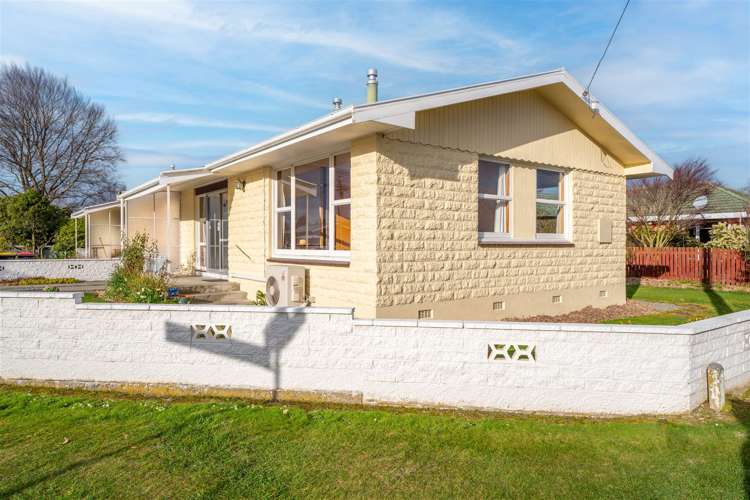 2 George Street Rolleston_12