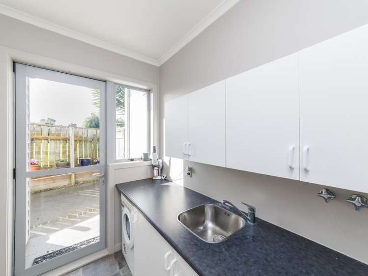 12 Shakespeare Way Kelvin Grove_16