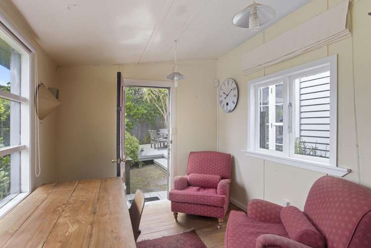 5A Paneta Street Paekakariki_30