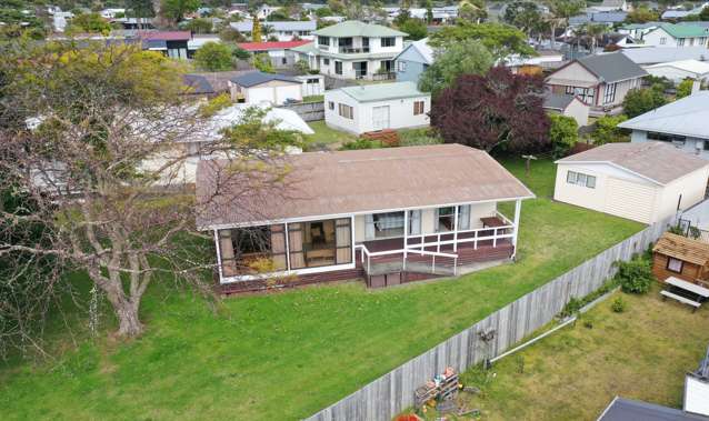 109 Charleston Avenue Whangamata_1