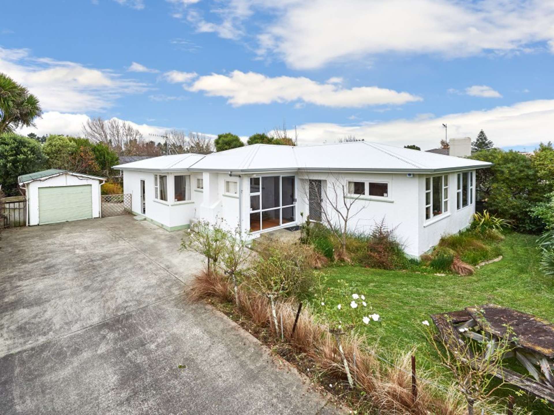 28 Henare Street West End_0