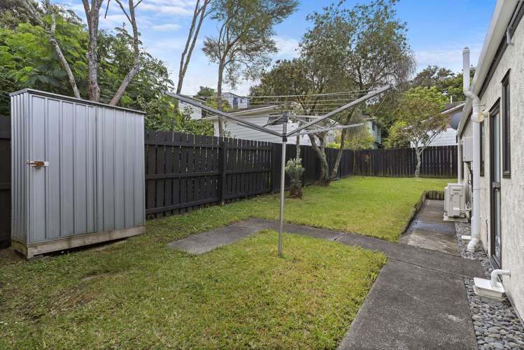 1/29 Lambrown Drive Totara Vale_20