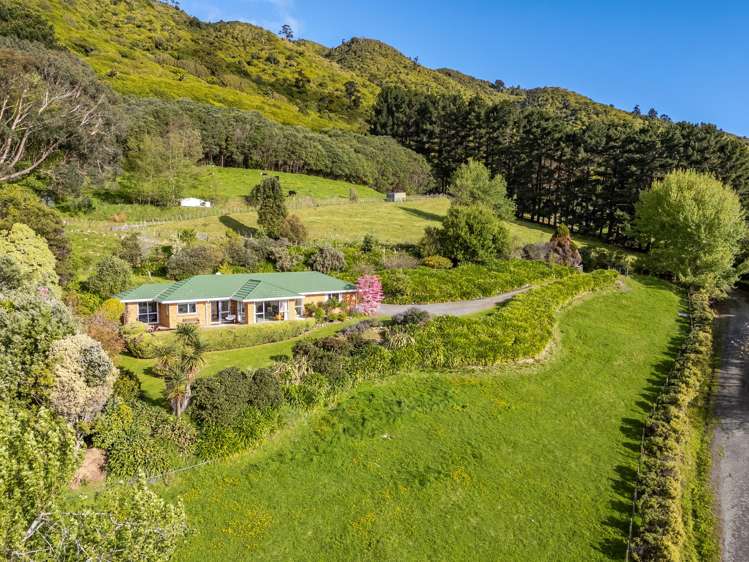 227 Huia Street Waikanae_19