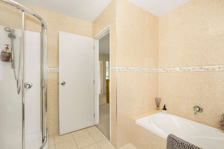 21 Janway Avenue Flat Bush_14