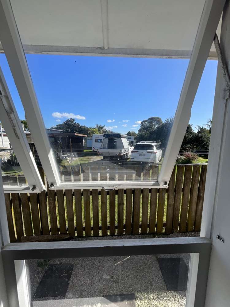 27 Main Road Makaraka_7