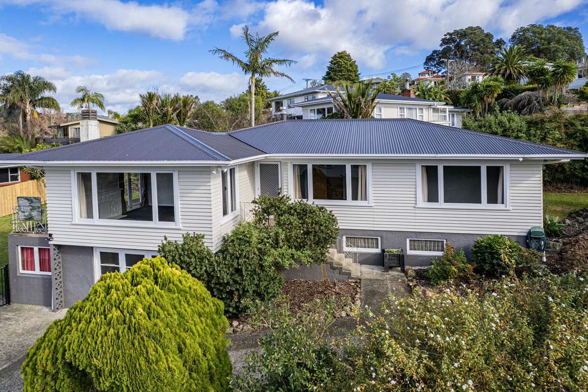 8 McMillan Avenue_0
