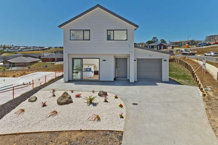 2 Kiwa Crescent Gulf Harbour_0