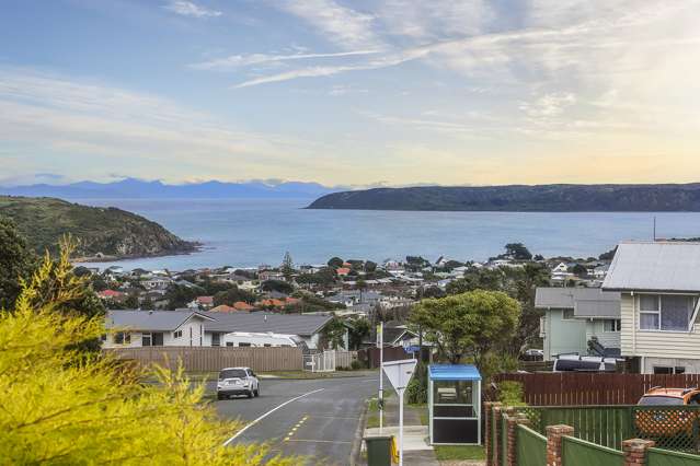 110 Gloaming Hill Titahi Bay_1