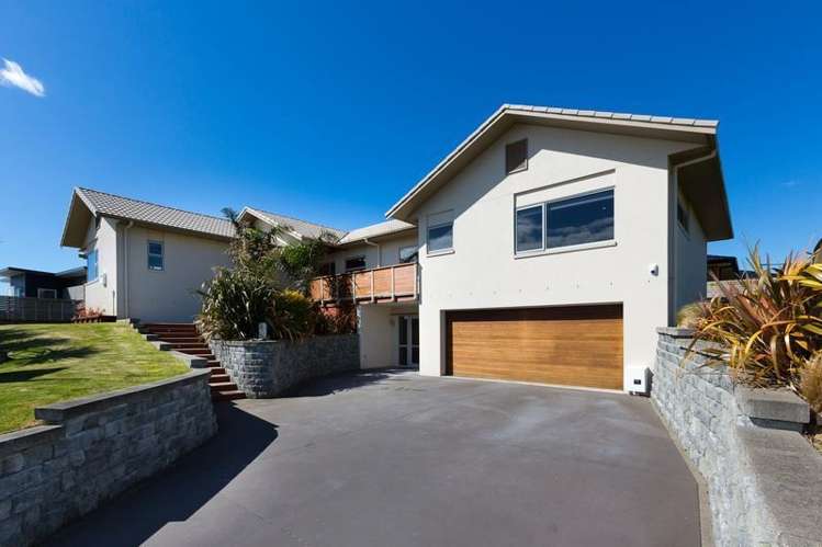 32 Links Drive Waiwhakaiho_6