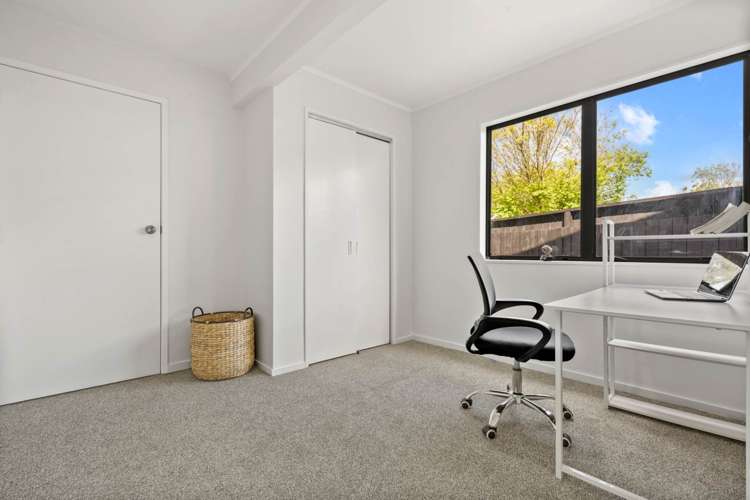 1/11 Rollerson Street Papakura_11