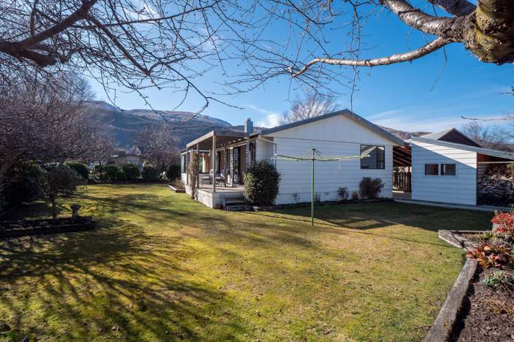 42 Adamson Drive Arrowtown_12