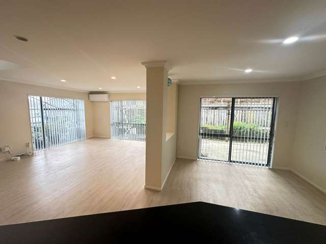 24 Erne Crescent East Tamaki_3