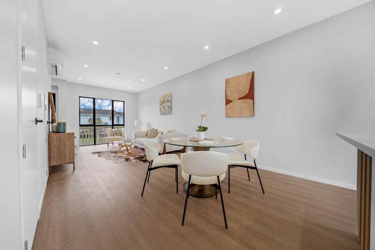 25 Robert Allen Way Pakuranga Heights_12