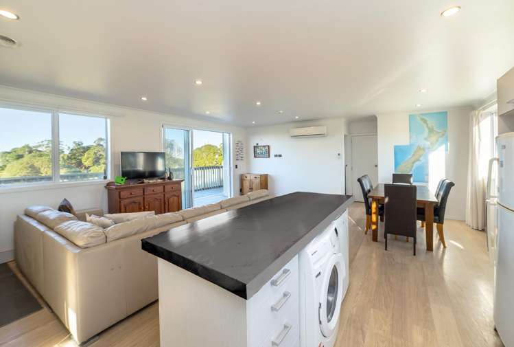 13 Nunu Drive Flat Point_11