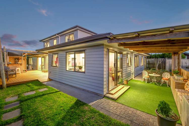 14 Kingfisher Road Silverdale_2