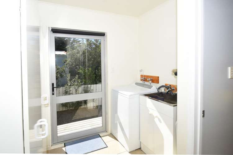 87a Whangaimoana Beach Road Pirinoa_11