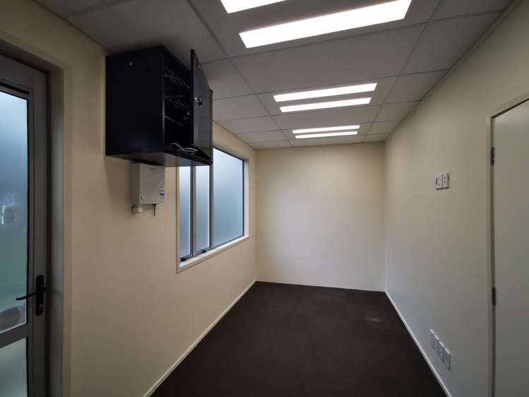 H/86 Bush Road Albany_8