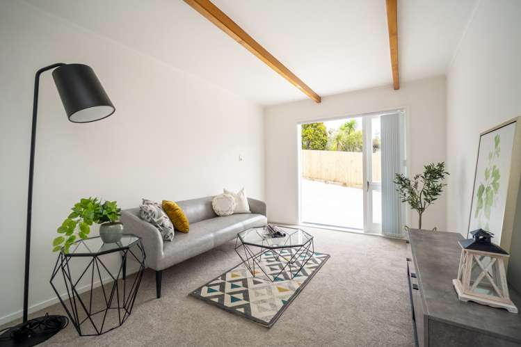 1 Lyons Avenue Murrays Bay_24