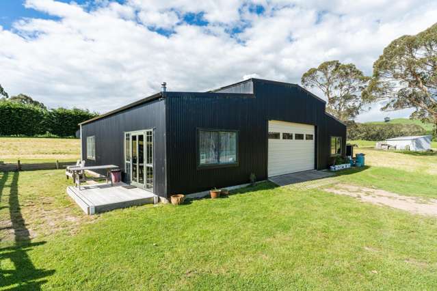 736 Tukairangi Road Kinloch_2