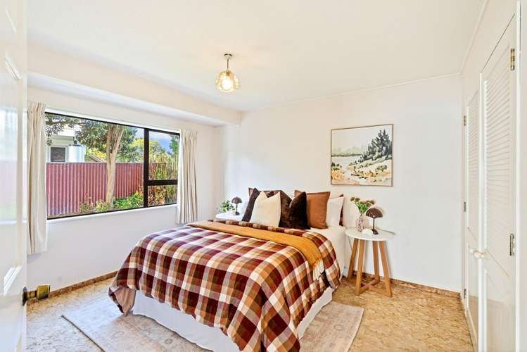 34 Norfolk Crescent Otaki Beach_13