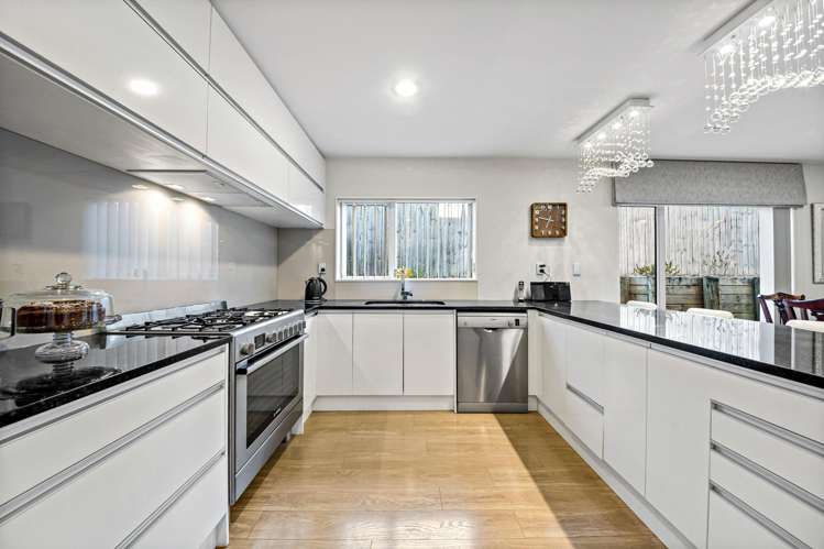 96 Babich Road North Ranui_7