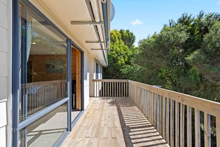 2/613a Glenfield Road Totara Vale_7