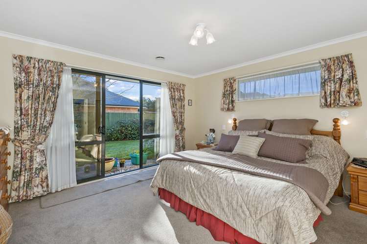 16 Avon Gate Russley_9