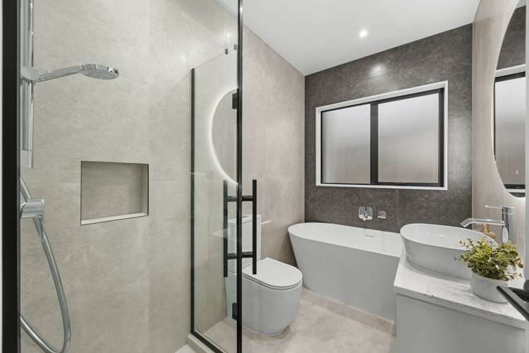 6 & 8 Tuwai Crescent Opaheke_12