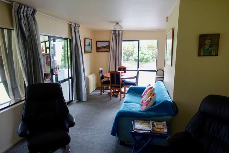 21 Wharf Road Karamea_14