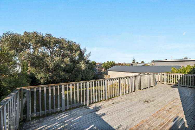 387 Estuary Road South New Brighton_16