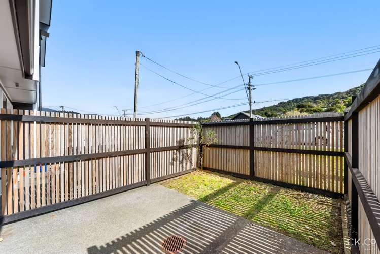 1/41 Main Road Wainuiomata_11