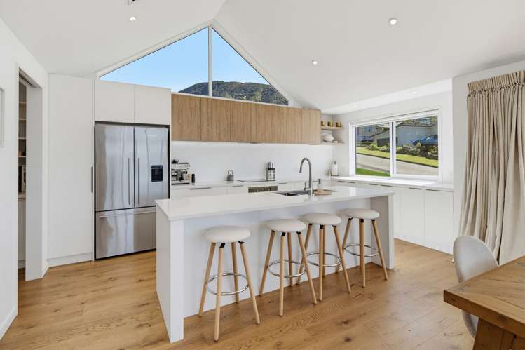 17 Harbour View Heights Picton_12