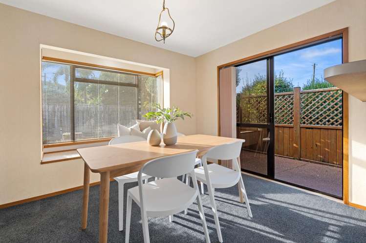 8A Forest Glen Orewa_10