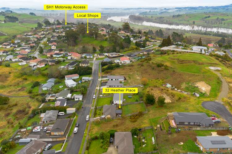 32 Heather Green Avenue Meremere_23