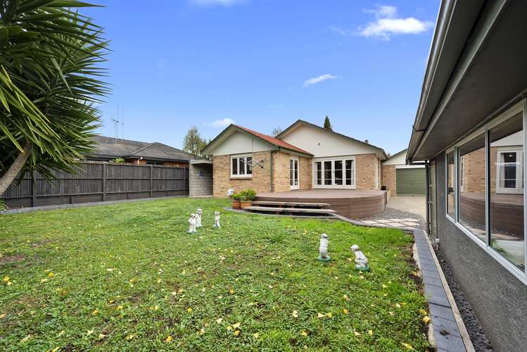 8 Knighton Road Hillcrest_13