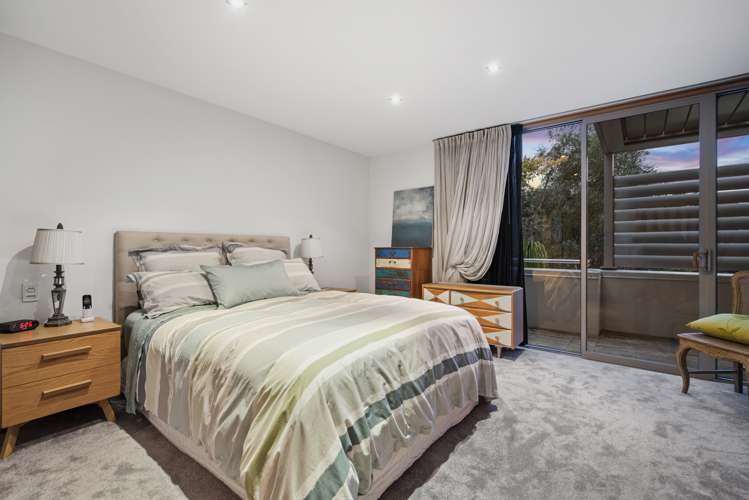 2/55 Parr Terrace Castor Bay_15