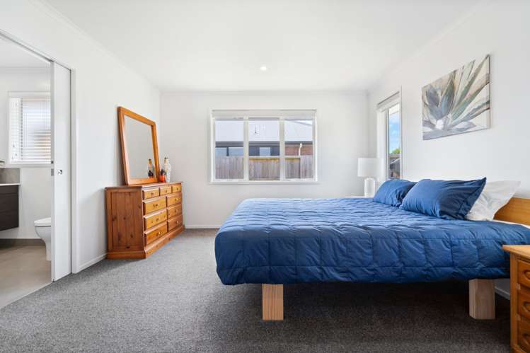 67 Kaurinui Crescent One Tree Point_10