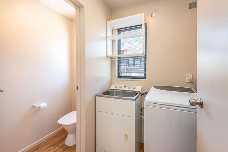 1/54 King Street Sydenham_10