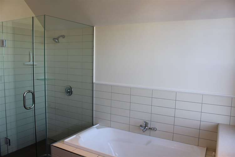 49 Royal Terrace Dunedin Central_14