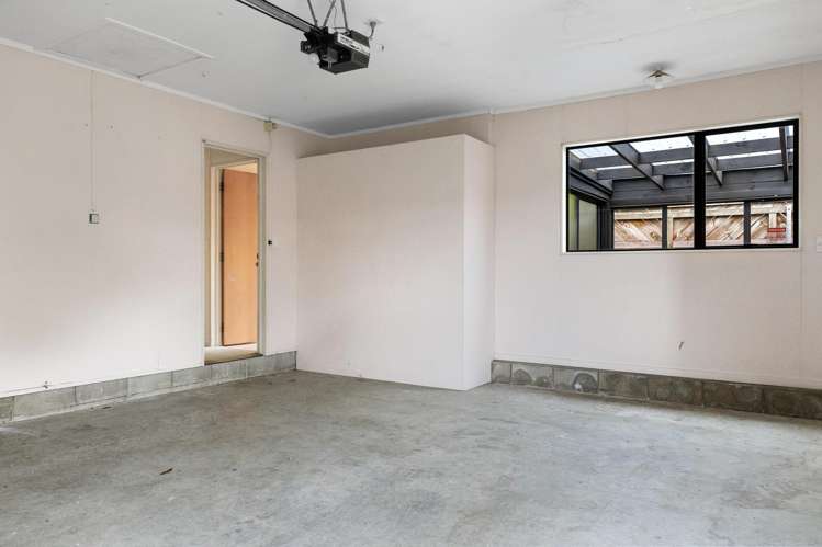 85 Rifle Range Road Central_15