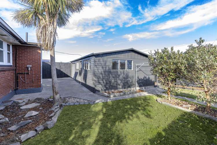 16 Soberton Street Aranui_11